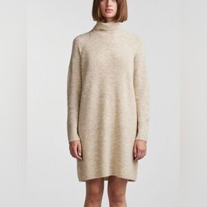 Suzy Shier Tan Knit Sweater